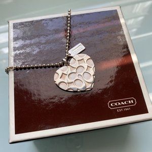 Coach | Silver Signature Heart Necklace